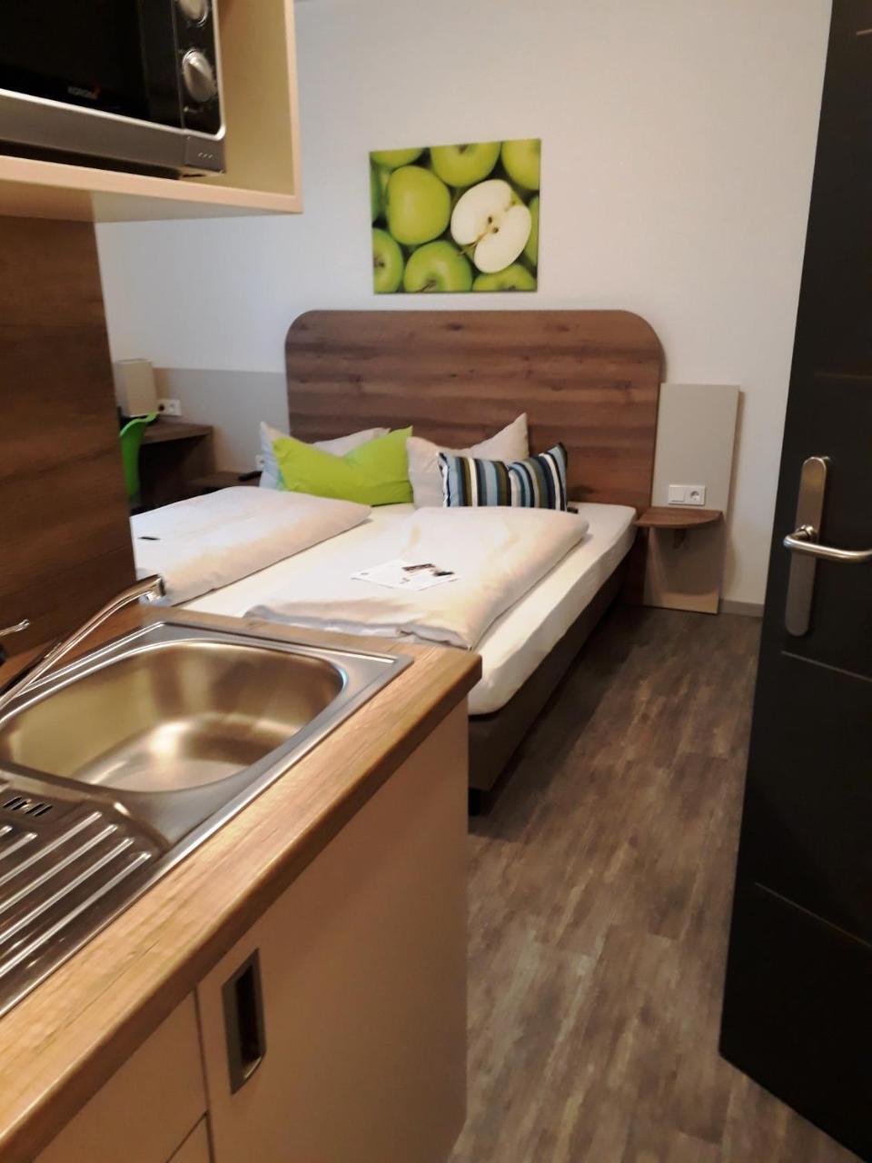 Hotel M24 - Alle Zimmer Mit Kuechenzeile فيشتا المظهر الخارجي الصورة